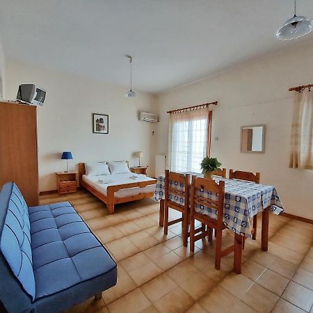 Seaview- 2 Space - Selfcatering Apartment - Helen No 3 Xiropigado Ngoại thất bức ảnh